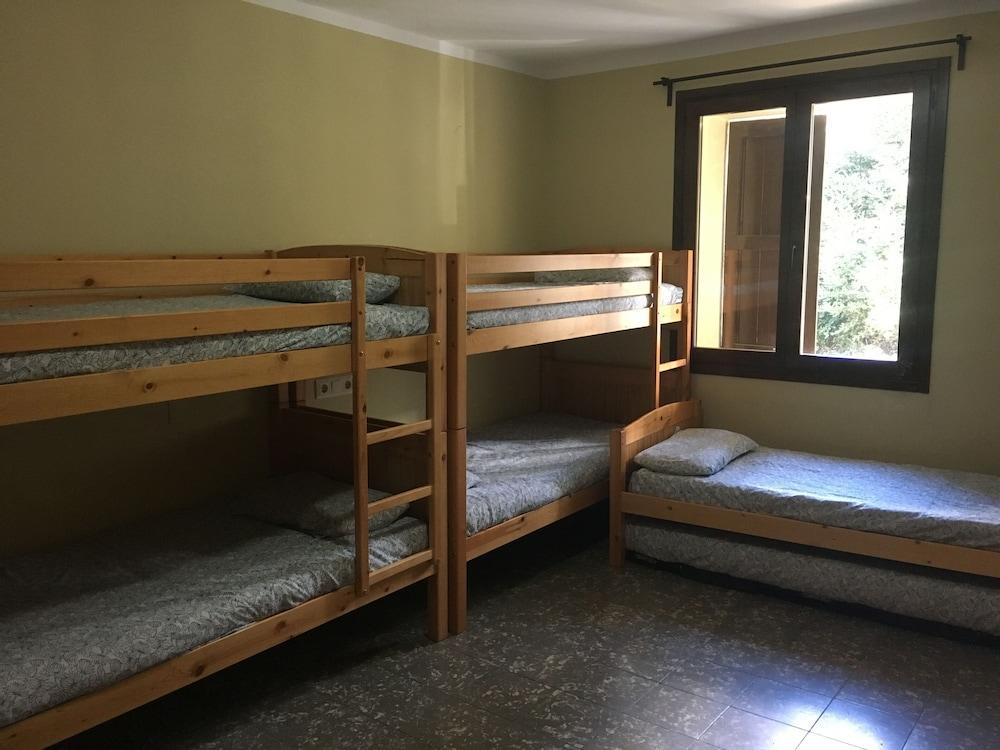 Xalet-Refugi U.E.C. Vandrarhem La Molina  Exteriör bild